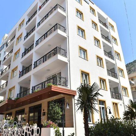 Carpe Diem Apartments-Hotel Shëngjin 外观 照片