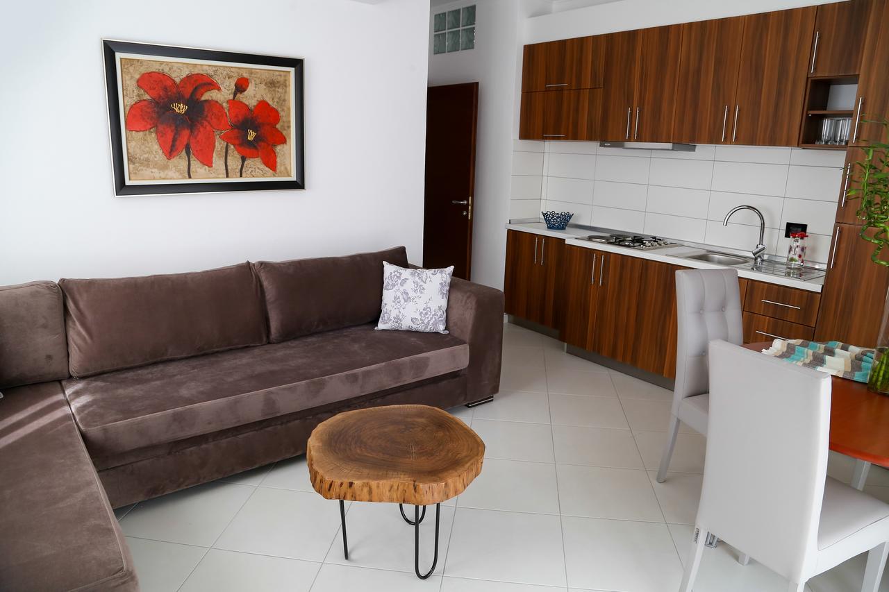 Carpe Diem Apartments-Hotel Shëngjin 外观 照片