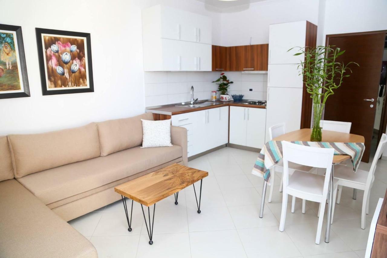 Carpe Diem Apartments-Hotel Shëngjin 外观 照片