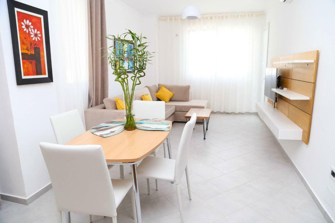 Carpe Diem Apartments-Hotel Shëngjin 外观 照片