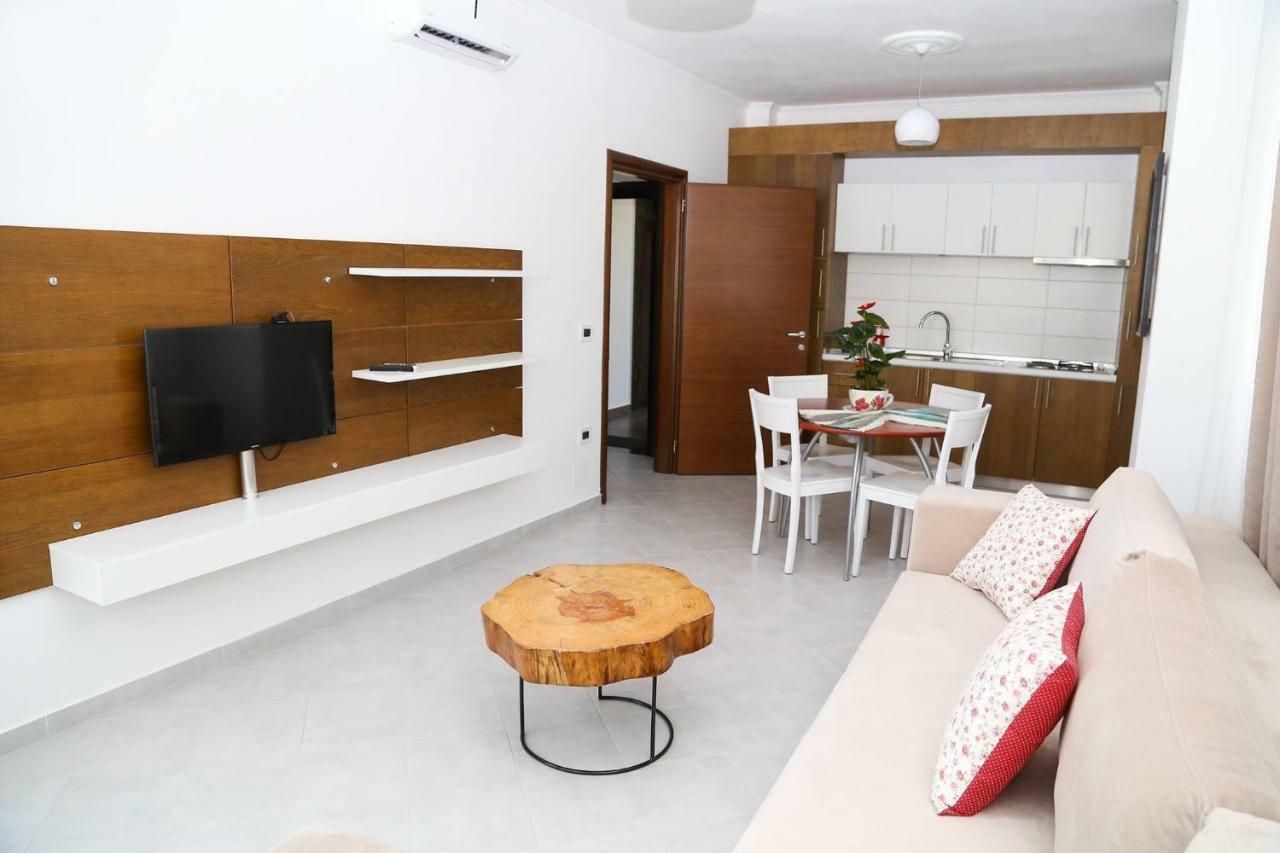 Carpe Diem Apartments-Hotel Shëngjin 外观 照片